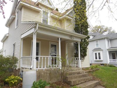 216 N Huber St, Anamosa, IA, 52205