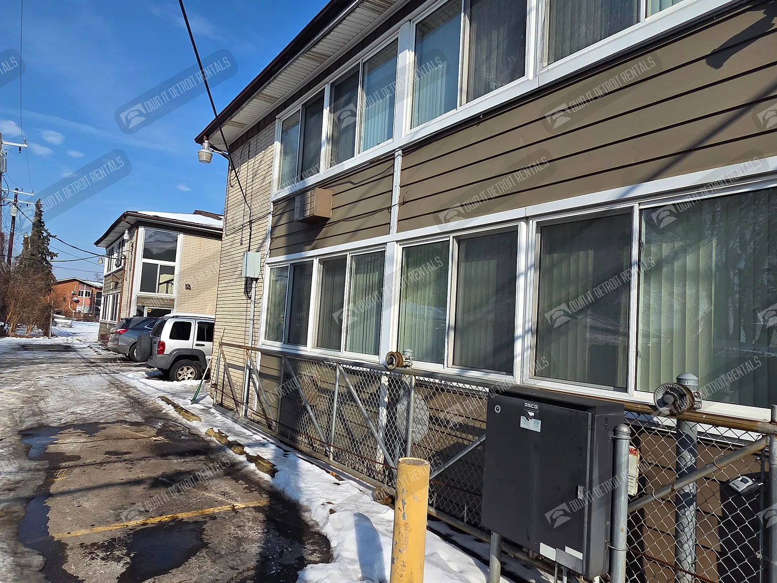 House- Multi Family — Photo 3