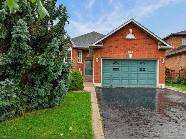 1141 Lockhart Rd, Burlington, ON L7S 1G8