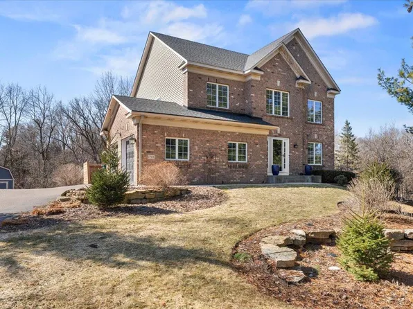 1708 Stonepine Cir, Hudson, WI 54016