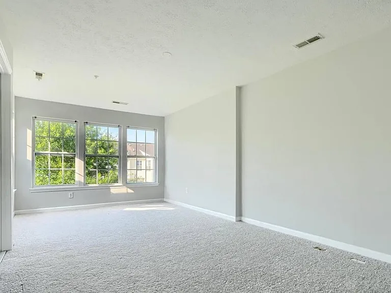 9863 Decatur Rd — Photo 24