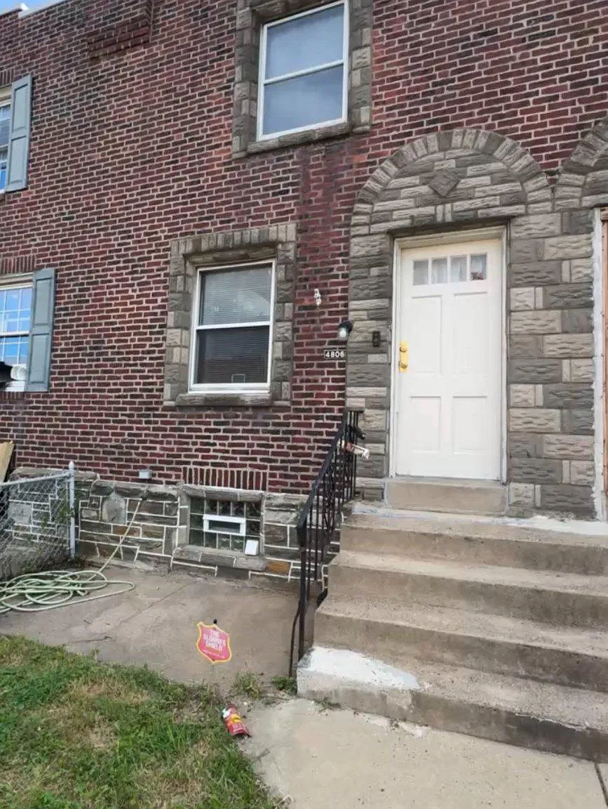2 bed, 1.0 bath, 750 sqft, $1,350 — Photo 2