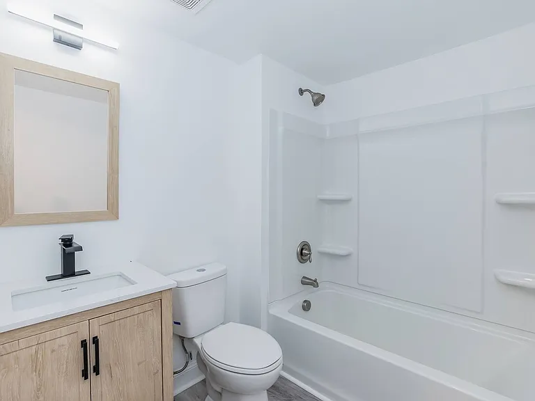 206 Temple Ave — Photo 20