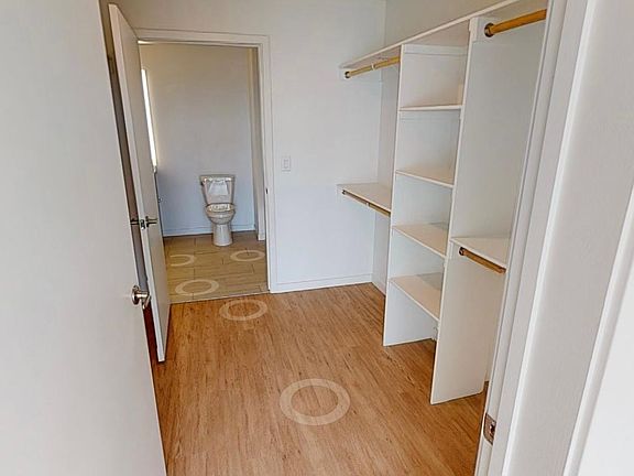 5th image of 3105 W 17th Ave #707