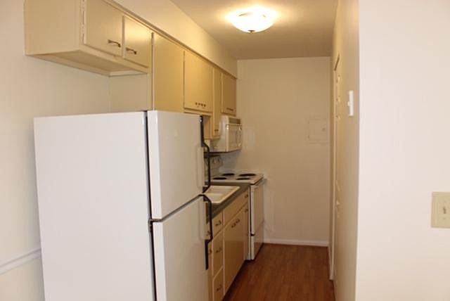 2nd image of 4501 S 6th St APT 58