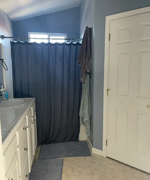 2805 Cottage Ln — Photo 3
