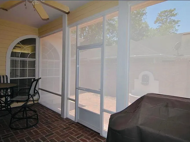 79 NW 48th Blvd — Photo 13