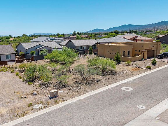4th image of 631 SHADOW CANYON Drive #76