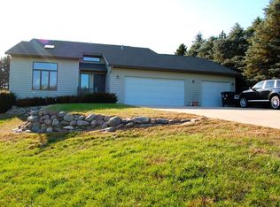 2207 Manhattan Blvd, Spirit Lake, IA 51360