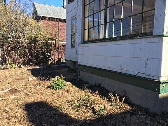 2nd image of 110 Central Ave