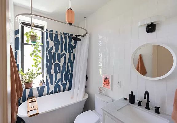 5th image of 608 Henry St #3