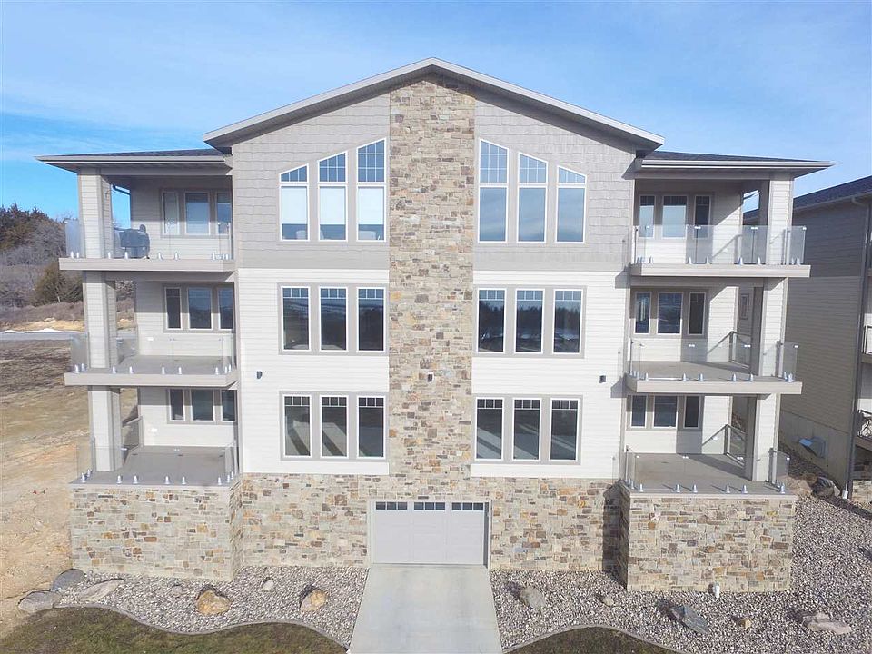 1st image of 105 Marina Bluffs Ct #3A