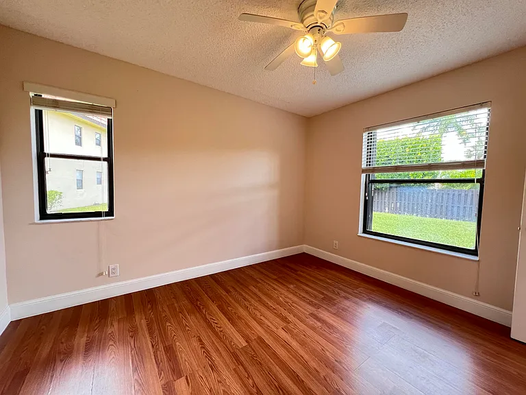 21890 Lake Forest Cir #101 — Photo 28