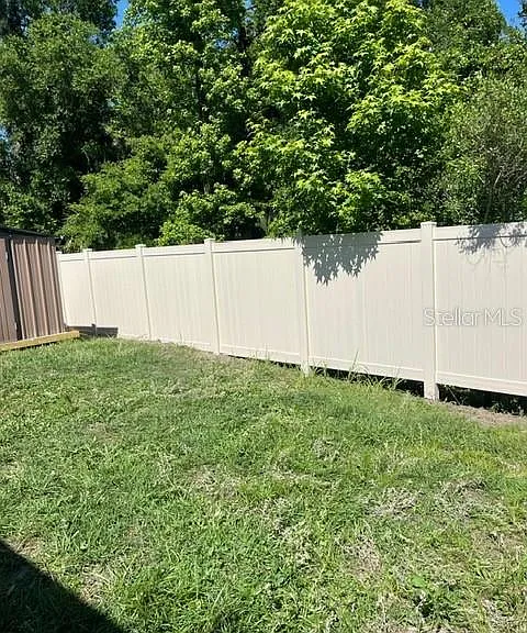 335 Gina Ln — Photo 13
