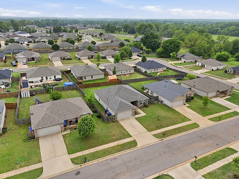 1200 Granite Ln — Photo 29