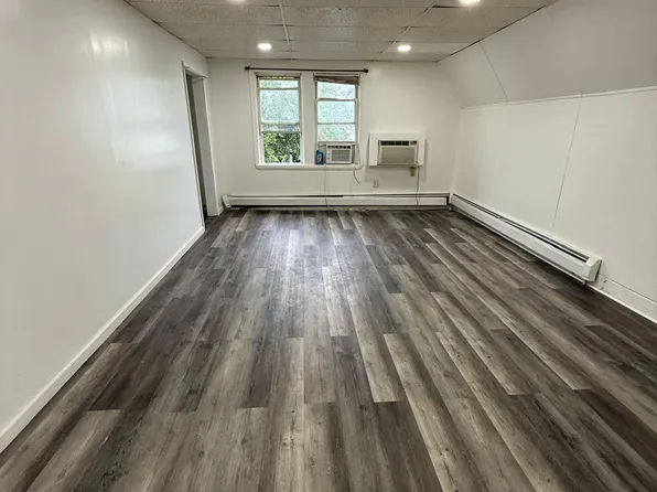132 Sambourne St Floor 3, Wilkes Barre, PA 18701