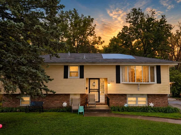 311 W 40th Ln, Griffith, IN 46319