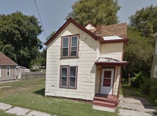 1821 W Howett St, Peoria, IL