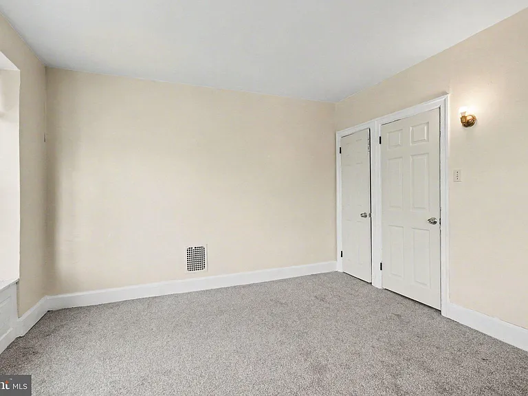 1851 Spencer St — Photo 20