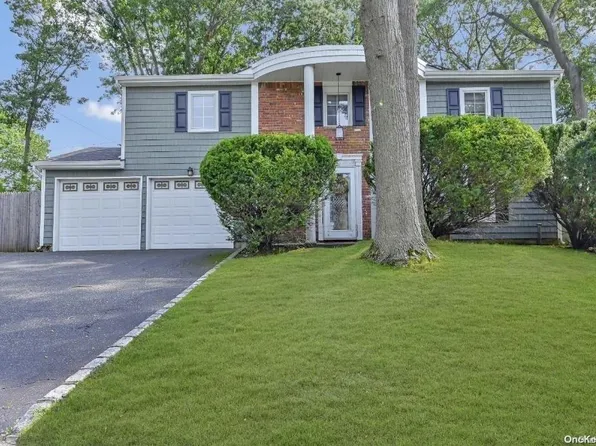 44 Hewes Street, Port Jefferson Station, NY 11776