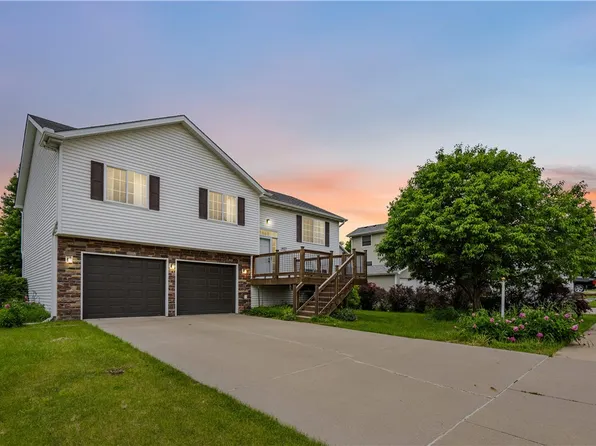 1427 E 18th St, Norwalk, IA 50211
