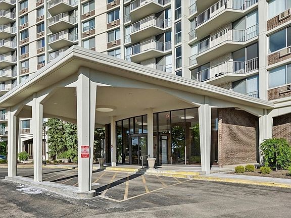 3rd image of 40 N Tower Rd APT 8F
