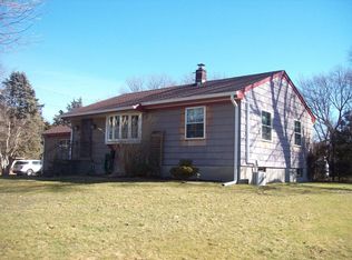 113 S Main St, Assonet, MA 02702