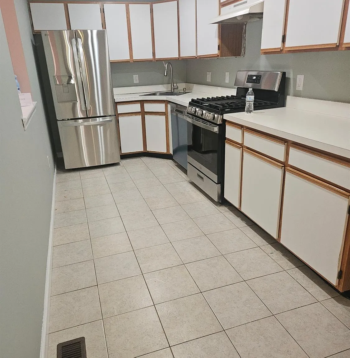 2 bed, 1.5 bath, $2,900 — Photo 3