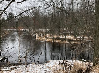 4356 W Lake Montcalm Rd, Six Lakes, MI 48886