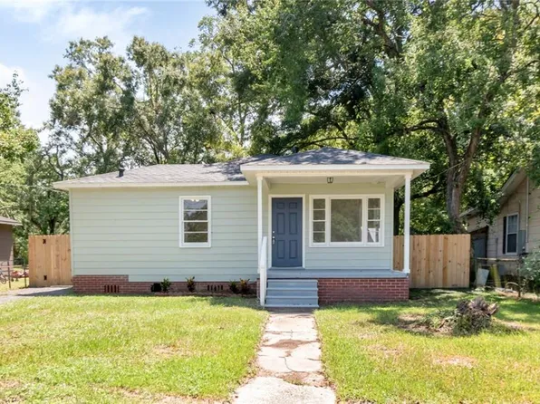 253 10th Ave, Chickasaw, AL 36611