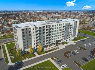 155 Greenbrier Rd #301, Cambridge, ON N1P 0B3