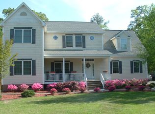 109 W Pointe Rd, Rocky Point, NC 28457