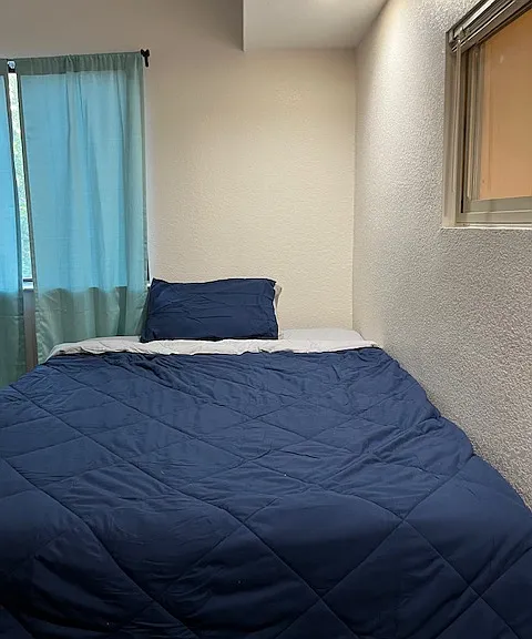 Upstairs BR with Queen bed
