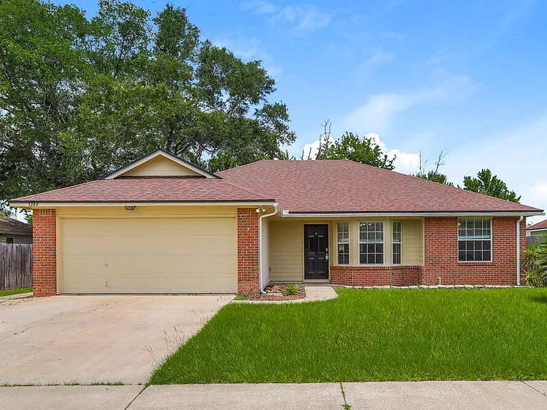 3268 Avalon Dr — Photo 1