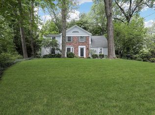 15 Park Cir, Short Hills, NJ 07078