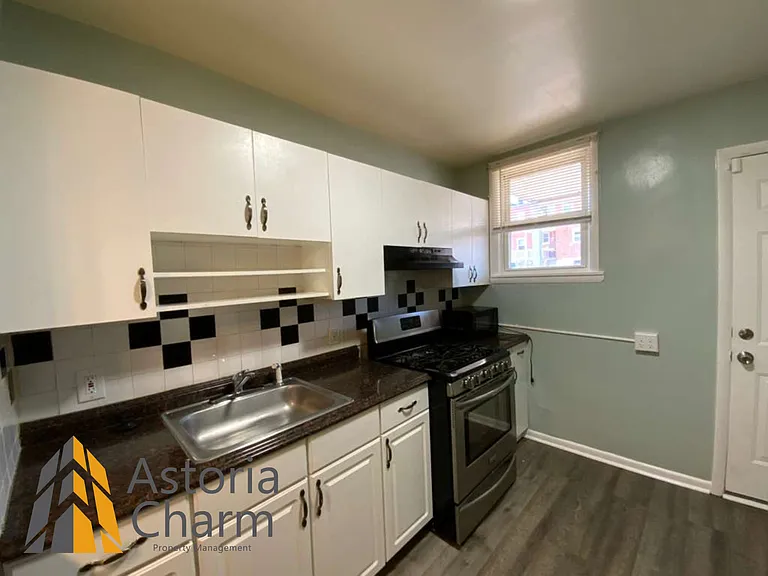 4020 Gelston Dr — Photo 12