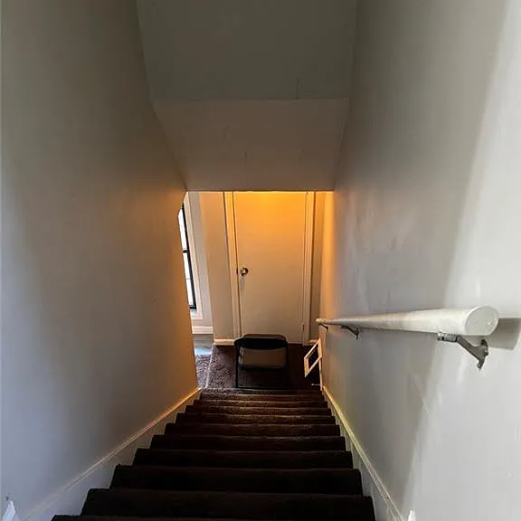 1386 Williamsburg Ln — Photo 14