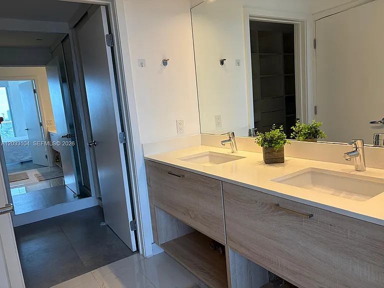 16385 Biscayne Blvd #1417 — Photo 14