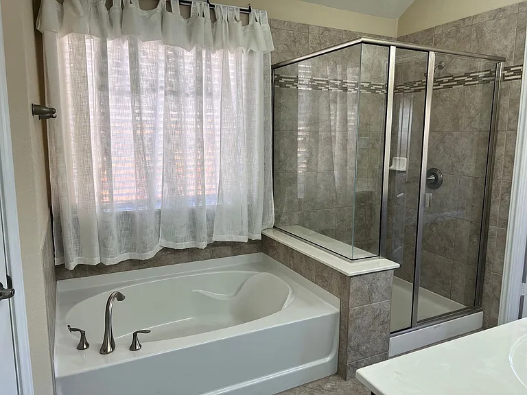 849 Olive Ln — Photo 14