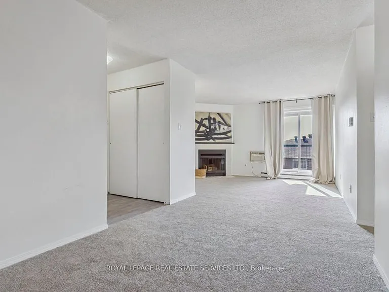 1450 Glen Abbey Gate #934 — Photo 11