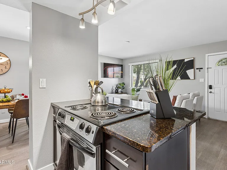 7845 E Valley Vista Dr — Photo 8