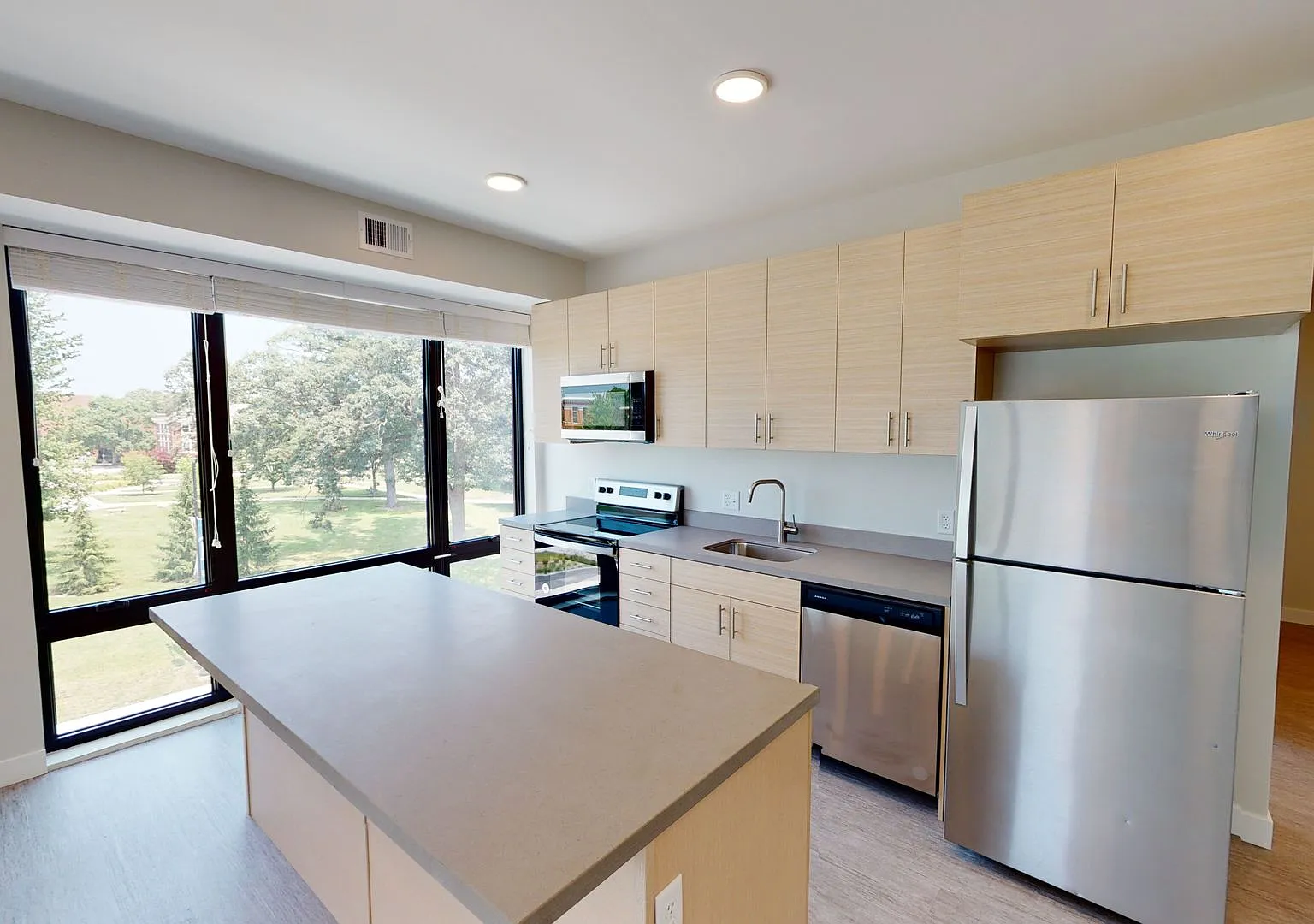Canary Lofts — Photo 3
