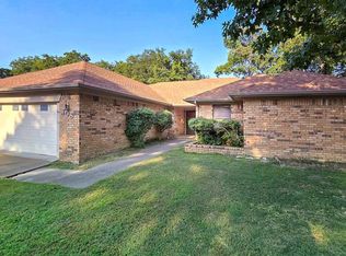 708 Rosewood St, Ardmore, OK 73401