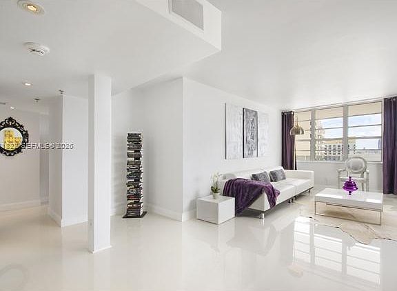 2nd image of 100 Lincoln Rd #1511