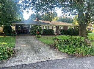 106 Freeman St, Rutherfordton, NC 28139