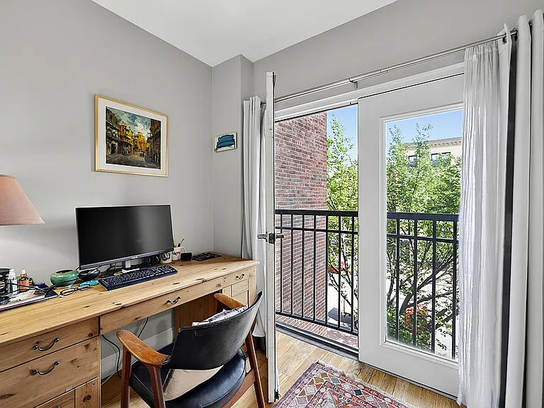 1723 Washington St #302 — Photo 11