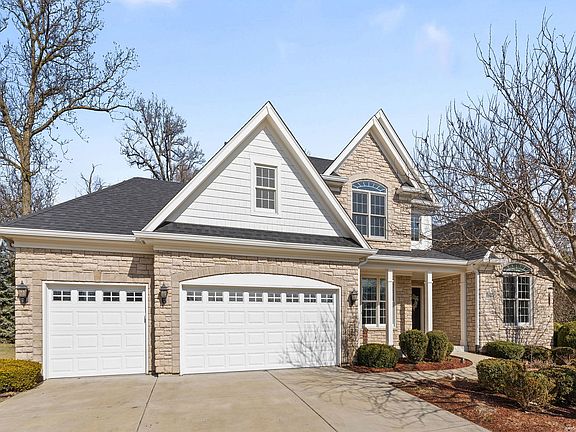 2nd image of 0N225 Woodland Ct