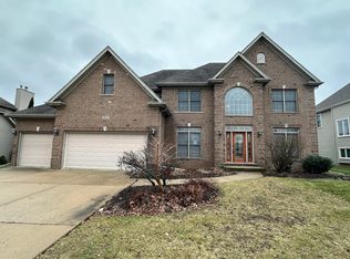 2512 Champion Rd, Naperville, IL 60564