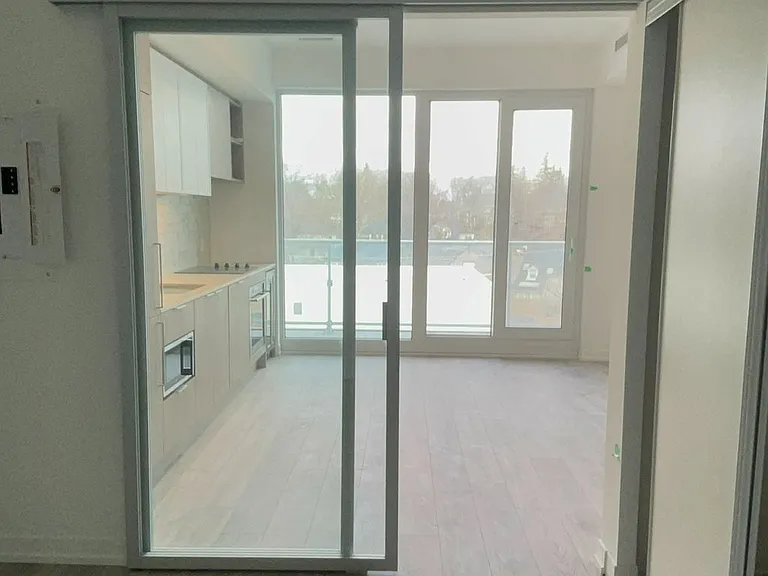 2020 Bathurst St #617 — Photo 5