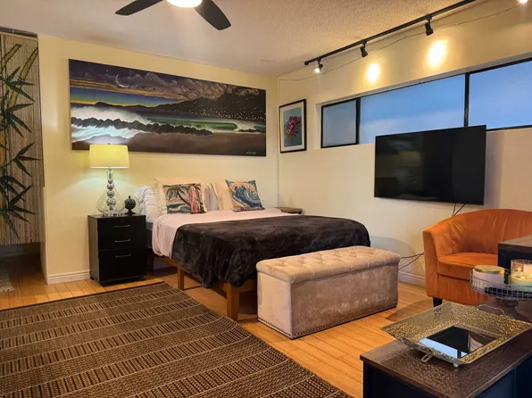 132 Galleon St, Marina Del Rey, CA